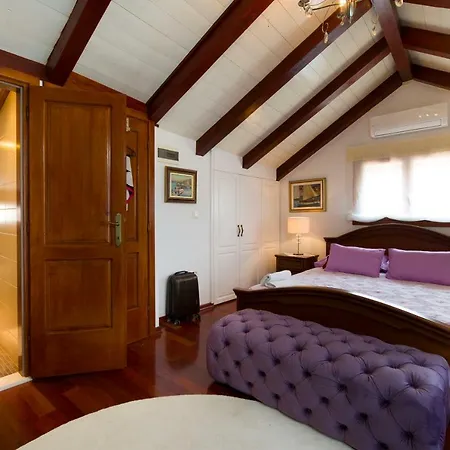 Nauta Villa Lovište
