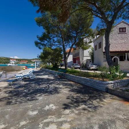 Villa Nauta Loviste
