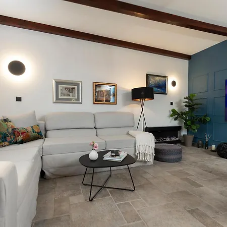 Villa Nauta
